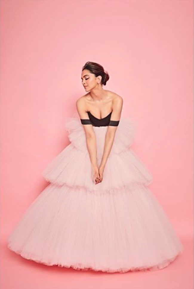 Deepika Padukone Latest Instagram Pics